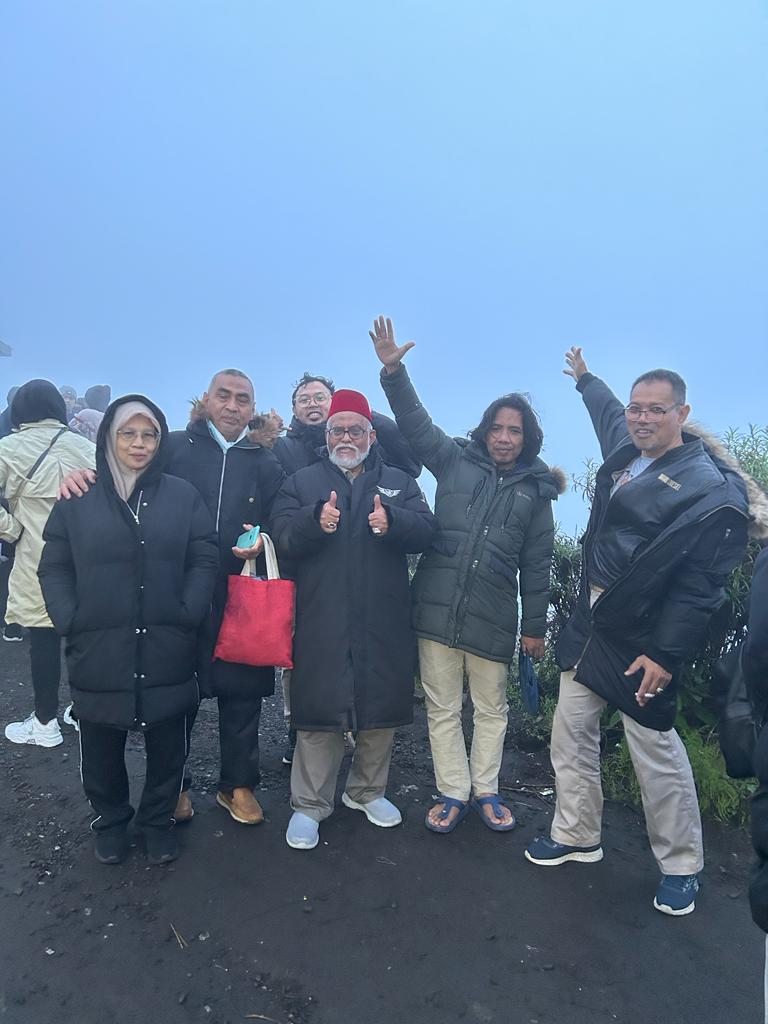 Trip to Ziarah dan kembara 5 Wali di Indonesia